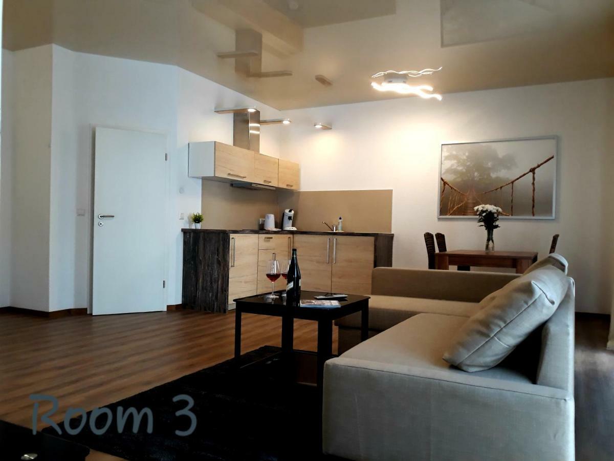 Modernes Apartment Metzingen Миттелштадт Экстерьер фото